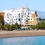 Szálloda Sporting Baia 4*