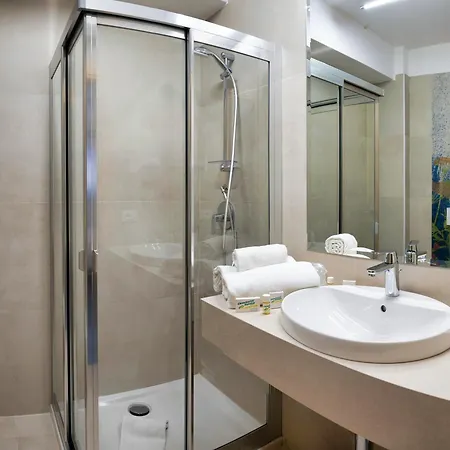 Hotel Sporting Baia 4*