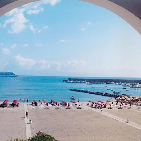 Sporting Baia Hotel 4*