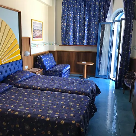 Отель Sporting Baia 4*