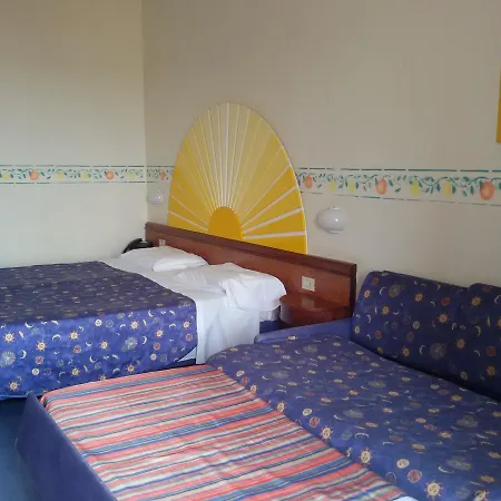 Hotel Sporting Baia 4*